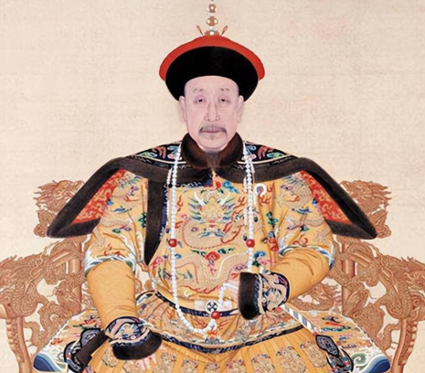 金戈定西域：乾隆平叛拓疆，铸就清代大一统的巍峨丰碑