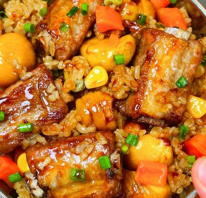 电饭煲焖排骨：懒人厨艺的逆袭，解锁家常美味的极简法则