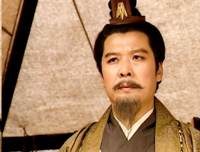 半生飘摇终不悔：刘玄德以初心为锚，铸就乱世仁德丰碑