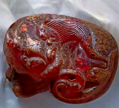 血玉古帕藏玄机：古代绣品里的隐秘密信密码