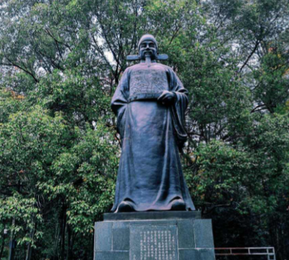 先隐后显，铁腕治苏：况钟以智破积弊，重塑府衙清风