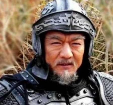 侯益：乱世机变巧转舵，数易阵营护家声