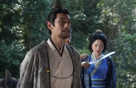 雀骨崔浚杀害亲生女儿的目的是什么？