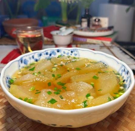 夏夜寻味指南：解锁清爽低负担的夏晚餐桌