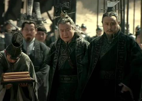赵高指鹿为马，李斯陨落背后的秦廷暗殇