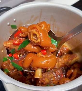 高压锅炖猪蹄：精准把控时间，解锁软糯醇香