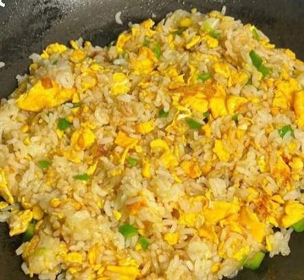 一碗黄金香：解锁蛋炒饭的正确打开方式