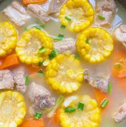 家常玉米排骨汤：炖出清甜不油腻的地道老广风味