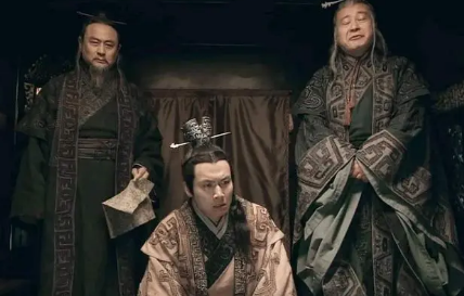 为什么说李斯的目标是辅佐秦始皇，开创一个时代？