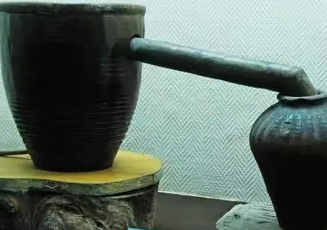 古人为何对酒如此痴迷，与现代白酒有什么不同吗？