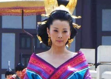 颜值平庸的冯媛如何从后宫中脱颖而出的？