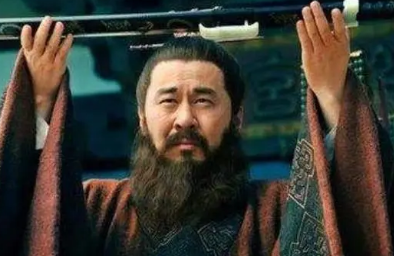 曹操如果称帝，他将面临哪四大障碍？