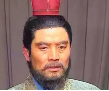 历史上刘璋成为益州牧后，受到了哪些挑战