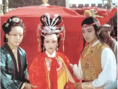 红楼梦中贾府最后的体面为何是探春？