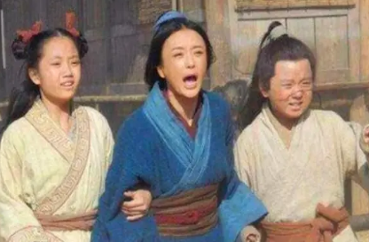 刘邦为什么多次将儿女踹下马车？史记中是如何记载的？
