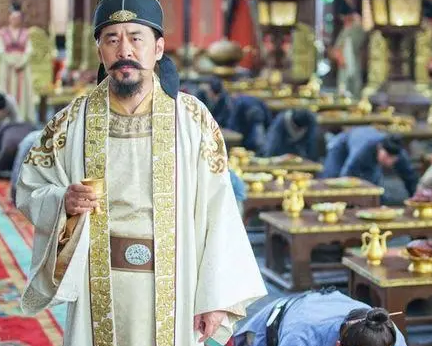 赵匡胤为什么要选择迁都 弟弟赵光义为什么要反对