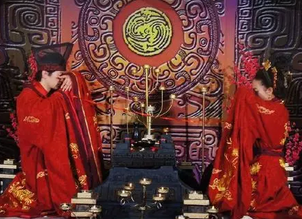 古代男子是如何娶到老婆的 大多数都是家长和媒妁安排的