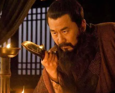 东汉都城是洛阳 曹操为何选择许昌作为都城