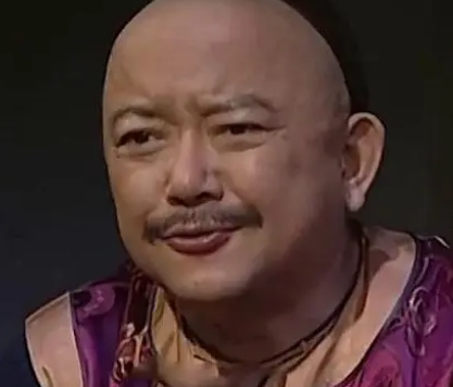 和珅临死前拿出乾隆遗诏是真的吗 历史上有留全尸一说吗