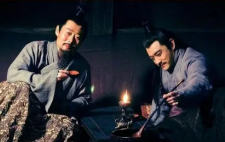 历史上的周瑜是什么时候去世的？与演义中有何不同？