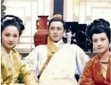 红楼梦中平儿真的是个悲剧人物吗？