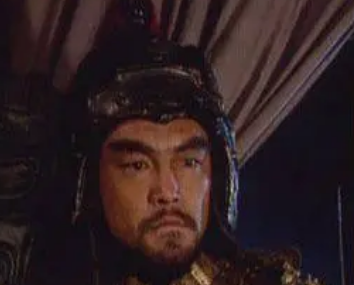 濡须之战中许褚和周泰都是什么表现?