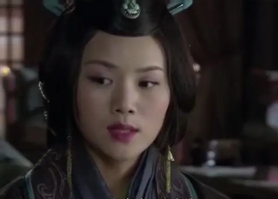 蔡文姬喜欢什么花?为何备受争议？