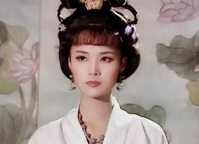 上官婉儿为什么被黥刑？他犯了什么罪呢？