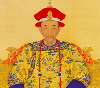 火耗归公和摊丁入亩相比，两者有什么不同？