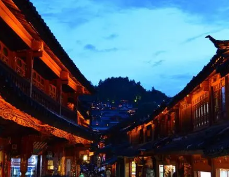 丽江古城有什么建筑特点？建筑风格是什么样的？
