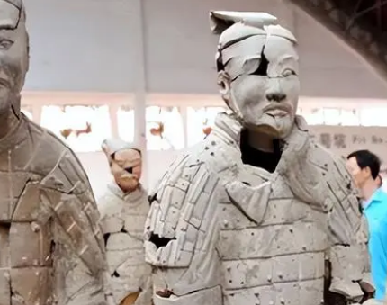 秦始皇兵马俑简介，兵马俑有着什么样的历史？