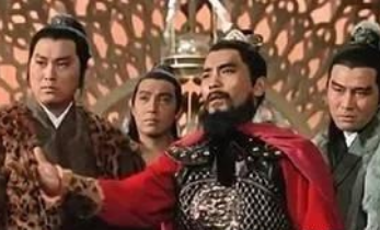 李嗣源要反李存勖的原因是什么？二人之间有何矛盾?
