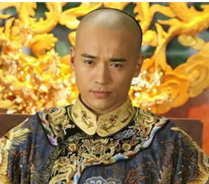 What is the relationship between Xuanye and Donge Fei in history? Is he her son?