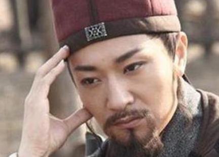 Who was the leader of Liangshan at the beginning? What was his true identity?