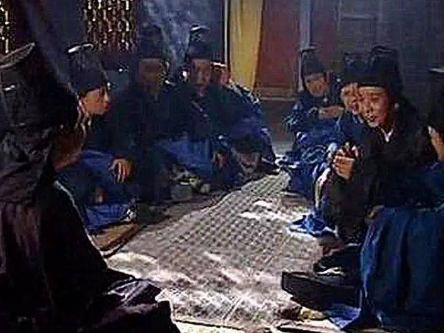 十常侍作为朝中势力，他们有兵权吗？