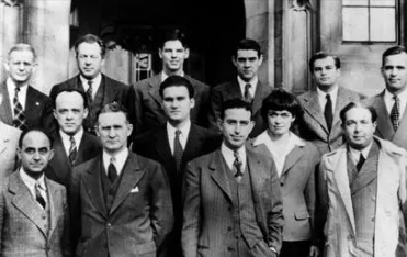 Did Einstein participate in the Manhattan Project? Did he have an impact on this project?