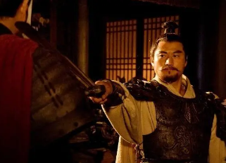 桓温为什么不攻打长安？是什么影响了他的决定？