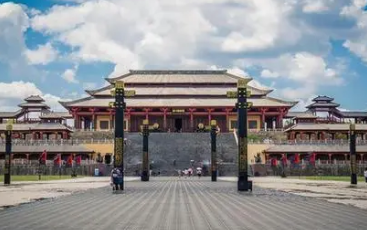 咸阳宫是谁烧的？为什么要烧了咸阳宫？