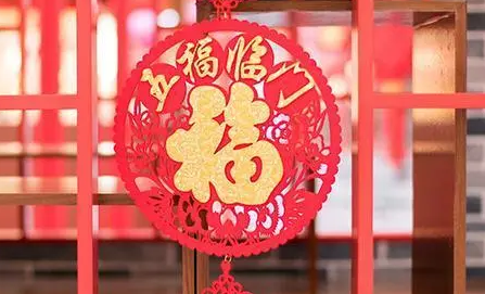 除夕风俗活动有哪些？春联必不可少