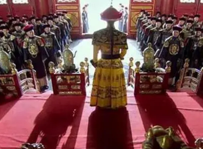 八旗的地位顺序是什么？谁是第一个？