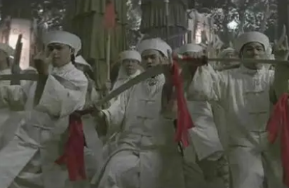 How many people died in the White Lotus Rebellion? Roughly how many people were involved?