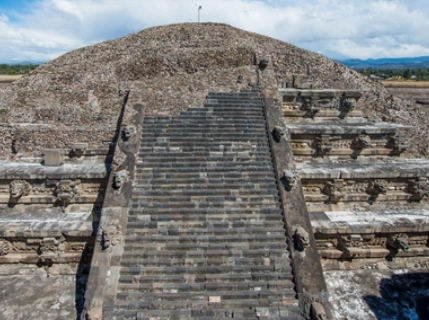 What was the end of the Aztec civilization and why did it collapse?