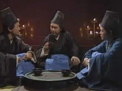 Why couldnt He Jin kill the ten eunuchs? Whats the truth?