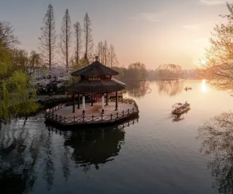 Who are Su Shi, Su Zhe and Su Xun? Whats the relationship between them?