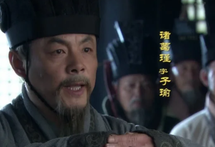 诸葛亮三兄弟叫什么名字？他们是什么身份？