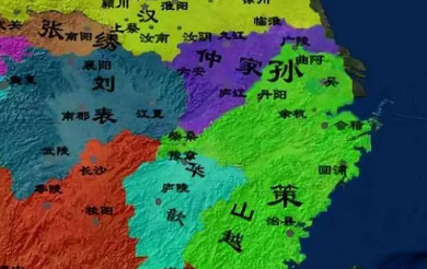 三国远交近攻是谁提出的？他是如何应用这一策略的呢？