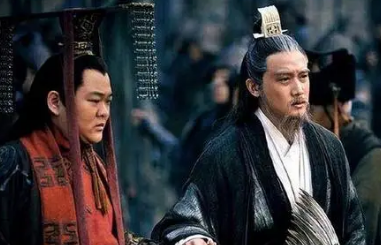 诸葛亮为什么不杀黄皓？诸葛亮有何考量？