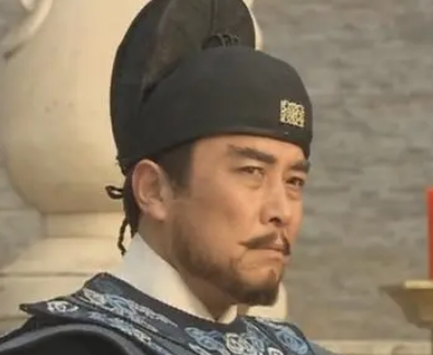  建文帝为什么要恢复井田制？原因是什么？