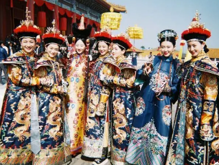 乾隆有哪些美丽的后妃？其中最漂亮是谁？