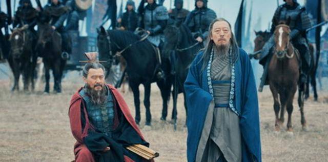 刘备和曹操临终都提到一人，一个让他丢掉江山，一个让他国家灭亡！